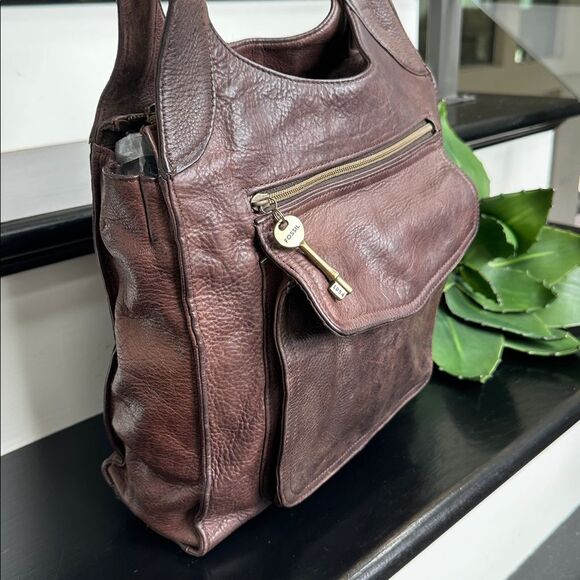 Fossil Genuine Leather Shoulder Bag Thick Luxurious Leather with Front Pocket - Picture 3 of 11